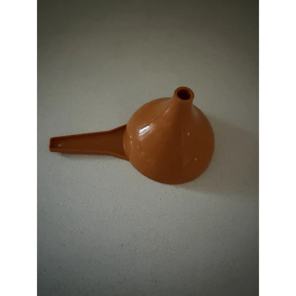 Vintage Tupperware Kitchen Funnel 3.75